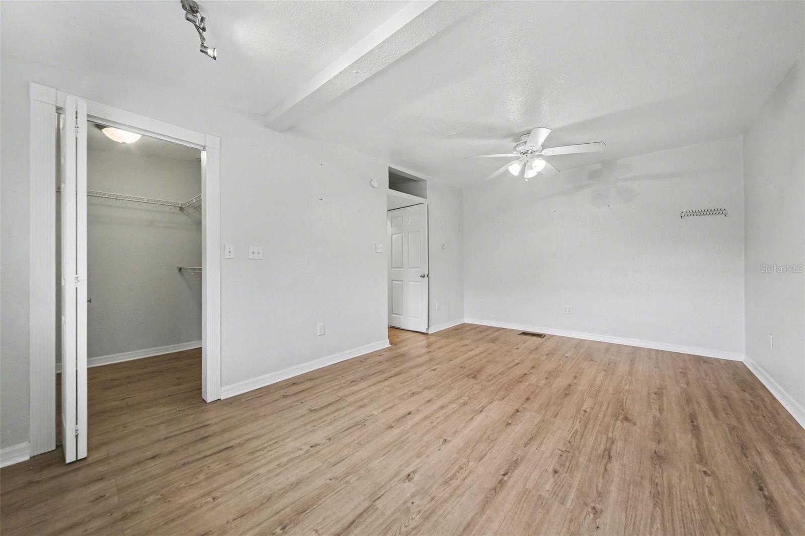 Image 17 of 28 For 10126 Frankel Street