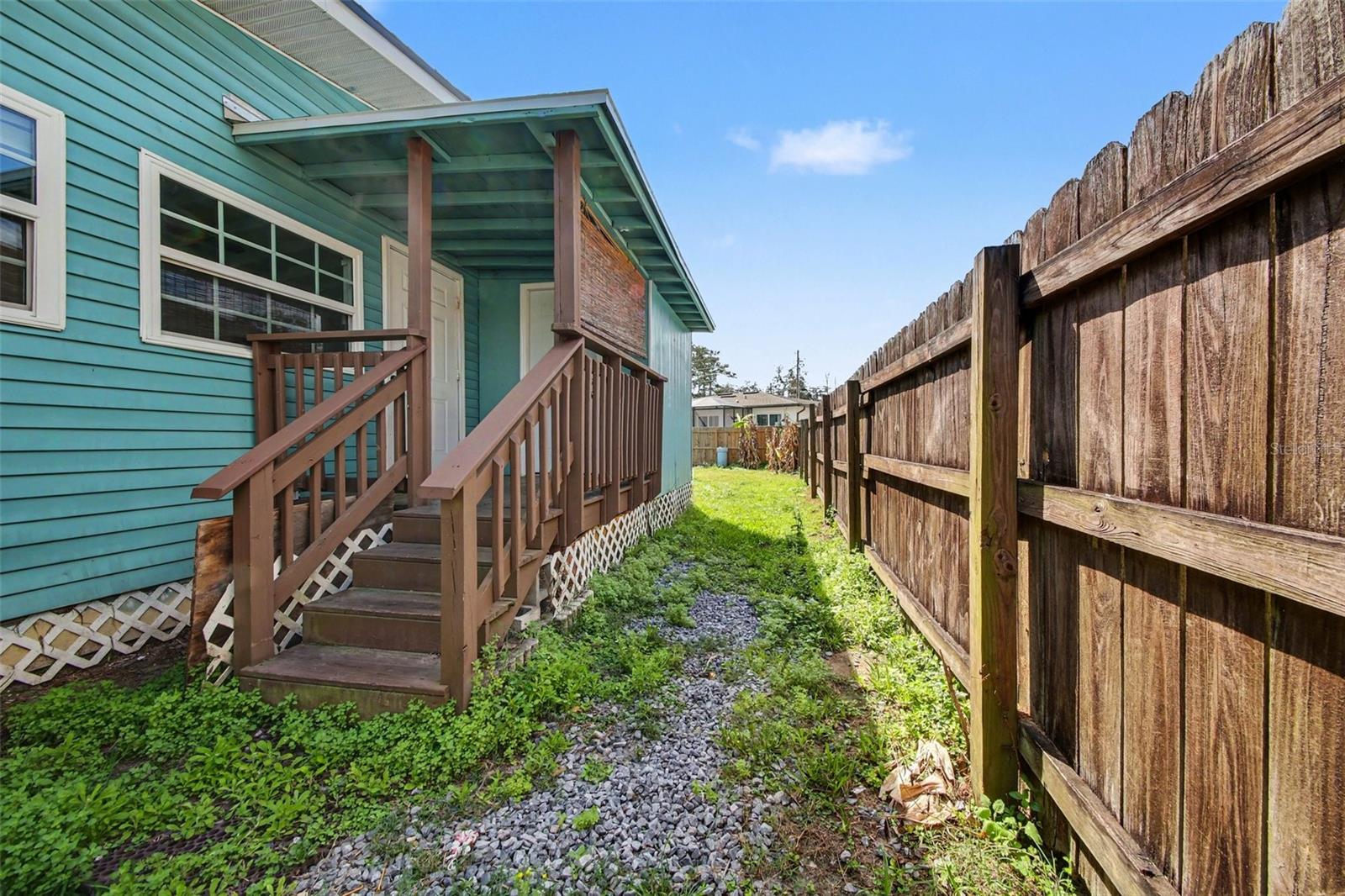 Image 21 of 28 For 10126 Frankel Street