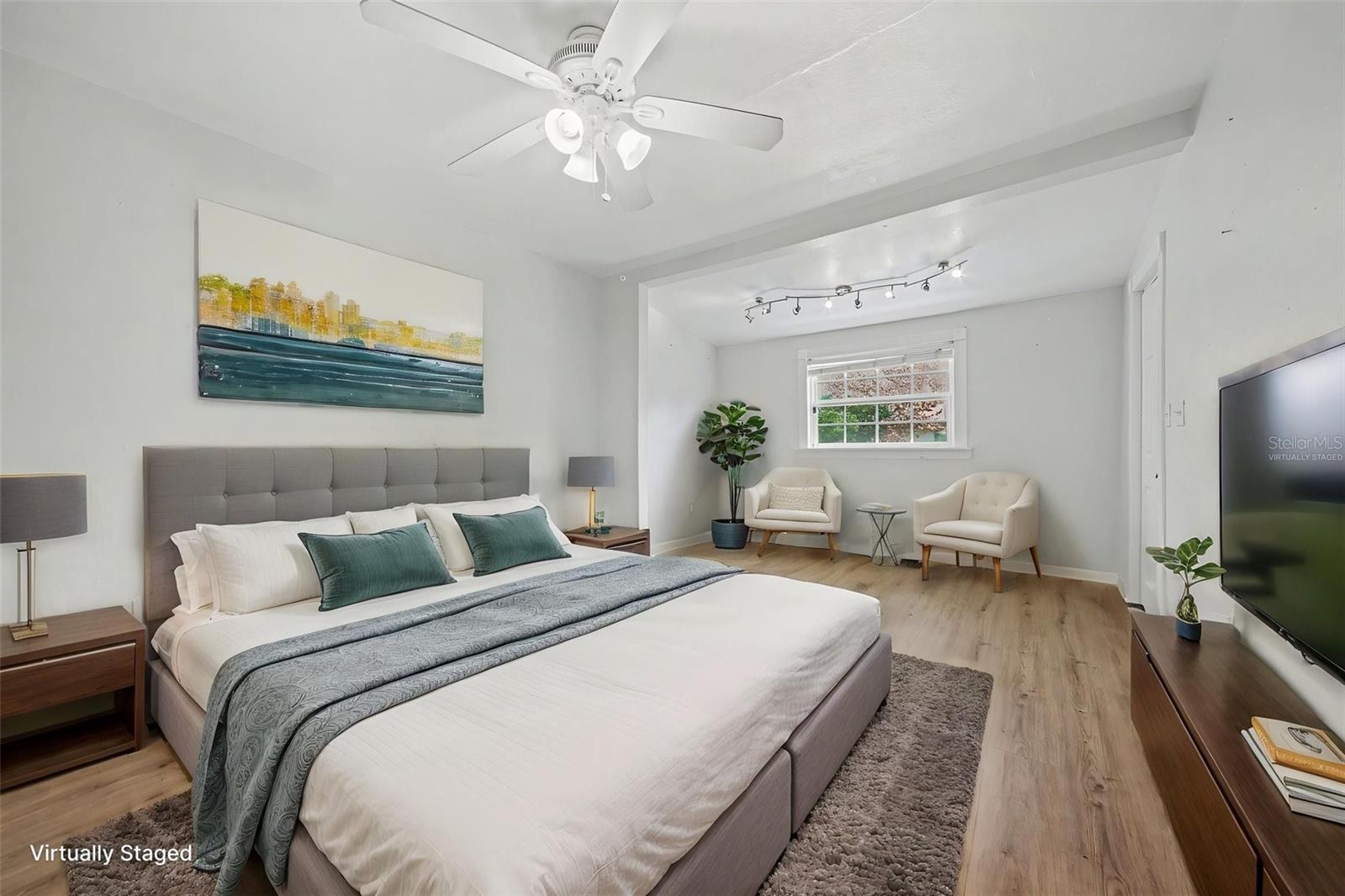 Image 9 of 28 For 10126 Frankel Street