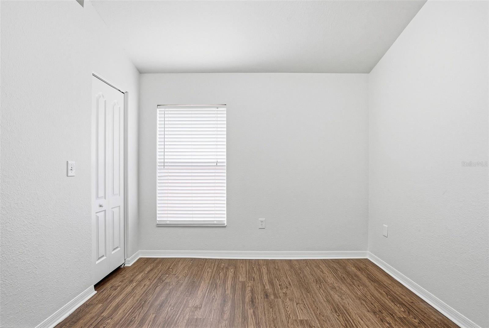 Image 13 of 25 For 5817 Mohr Loop