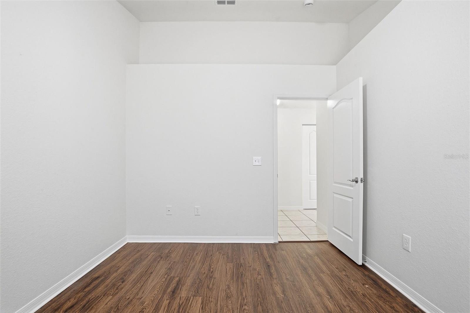 Image 15 of 25 For 5817 Mohr Loop