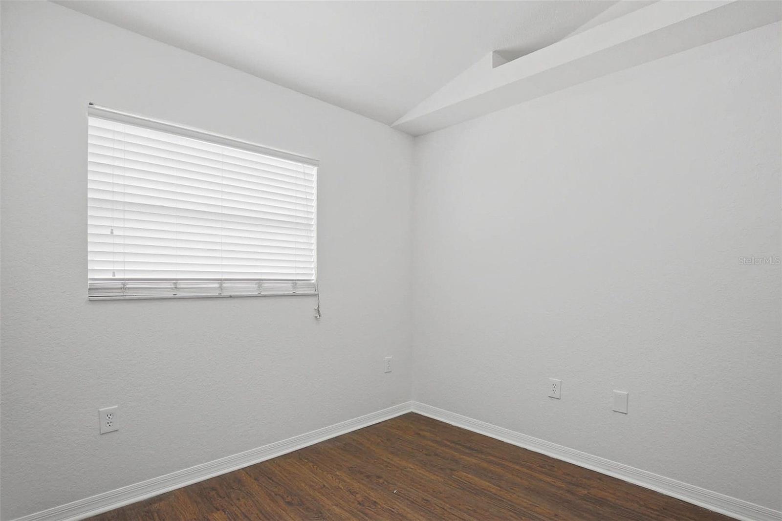 Image 18 of 25 For 5817 Mohr Loop