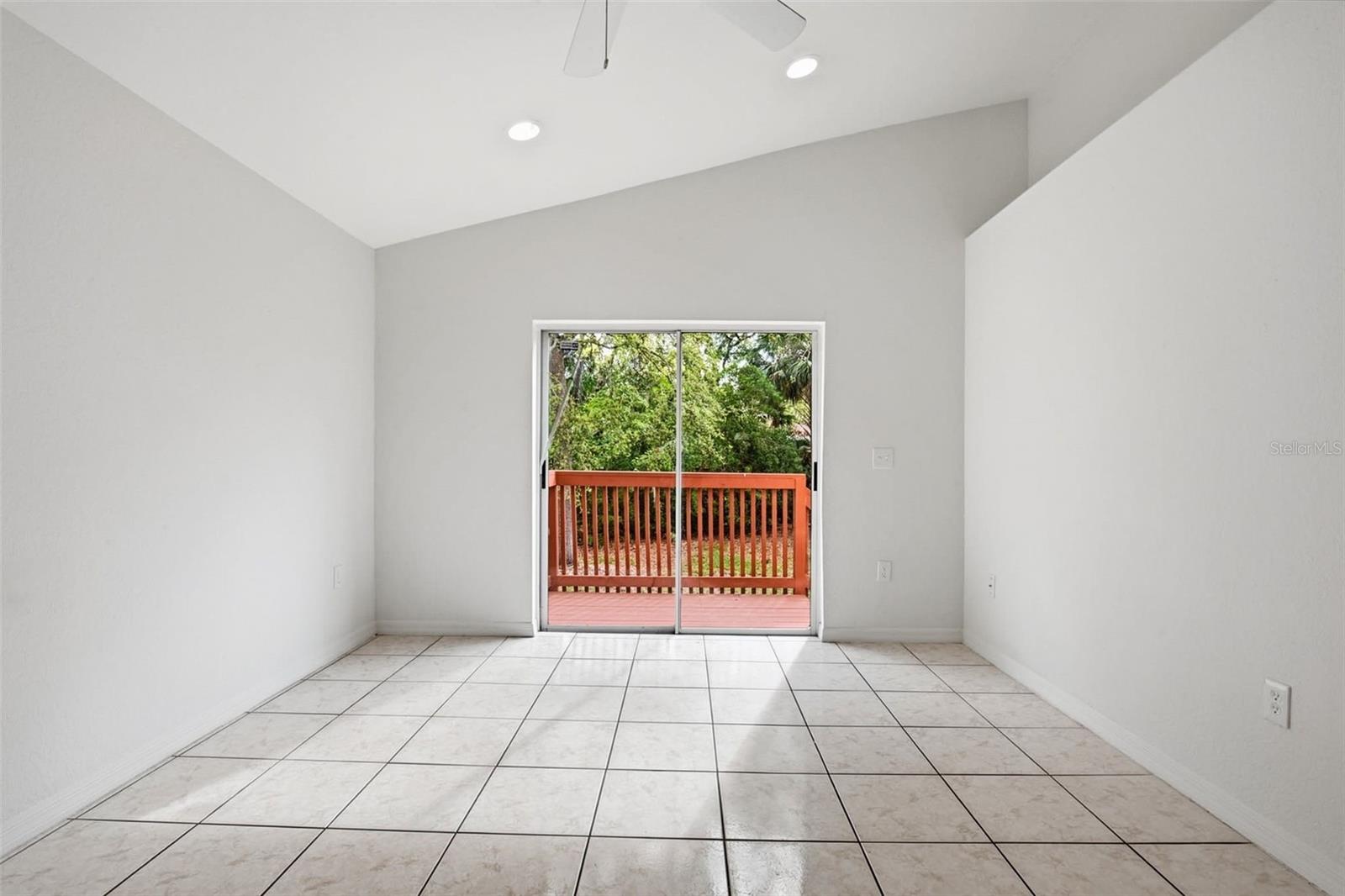 Image 22 of 25 For 5817 Mohr Loop