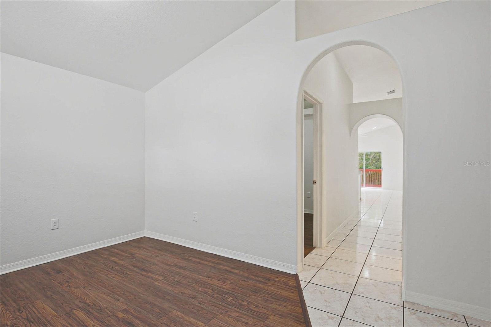 Image 4 of 25 For 5817 Mohr Loop