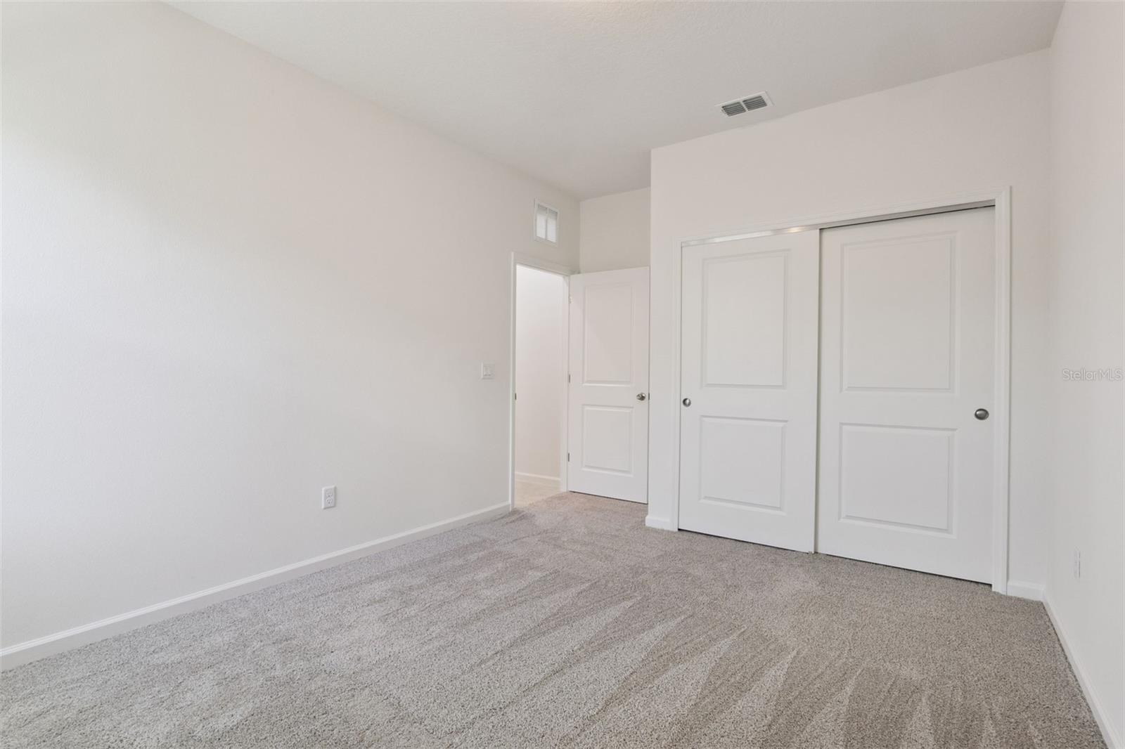 Image 12 of 23 For 3704 Watercliff Circle