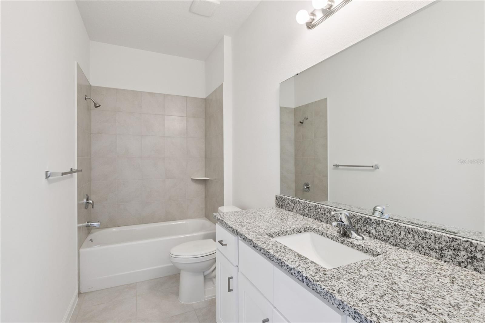 Image 19 of 23 For 3704 Watercliff Circle