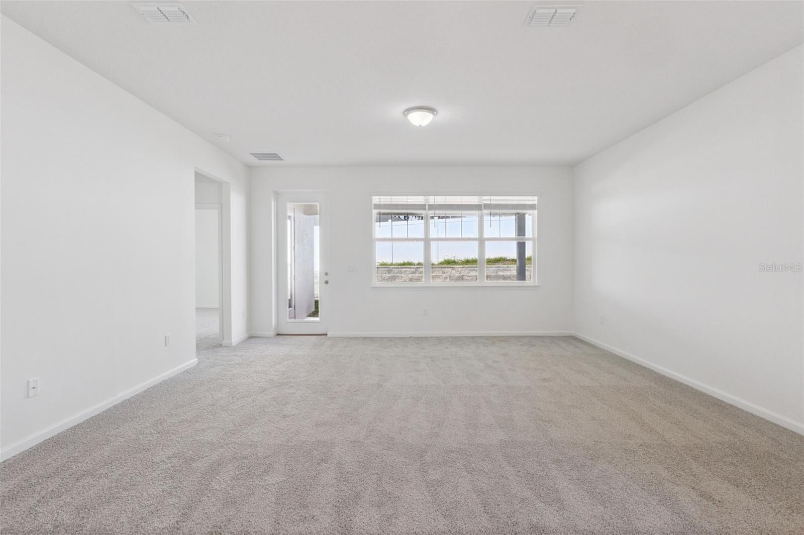 Image 4 of 23 For 3704 Watercliff Circle