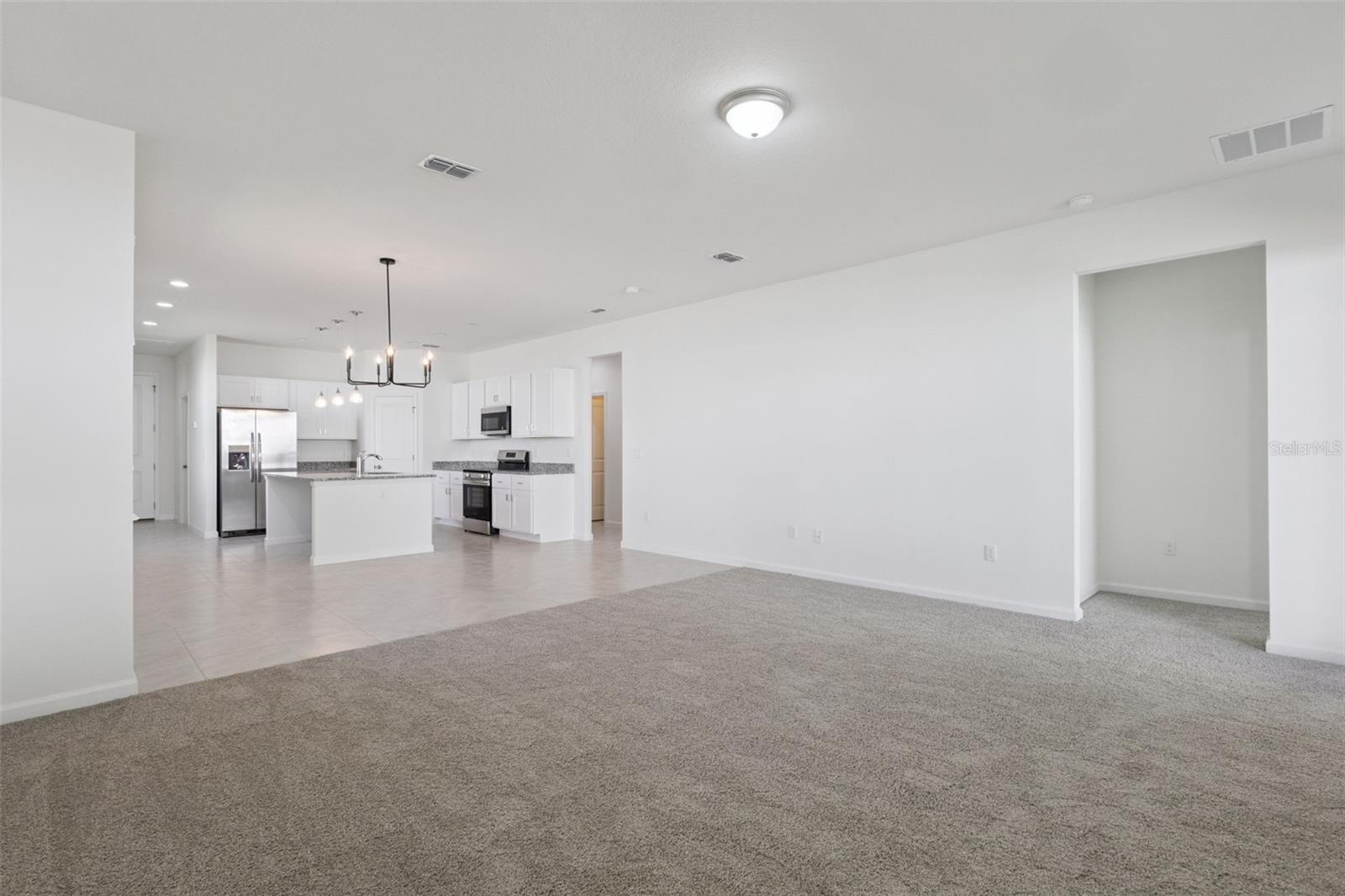 Image 5 of 23 For 3704 Watercliff Circle