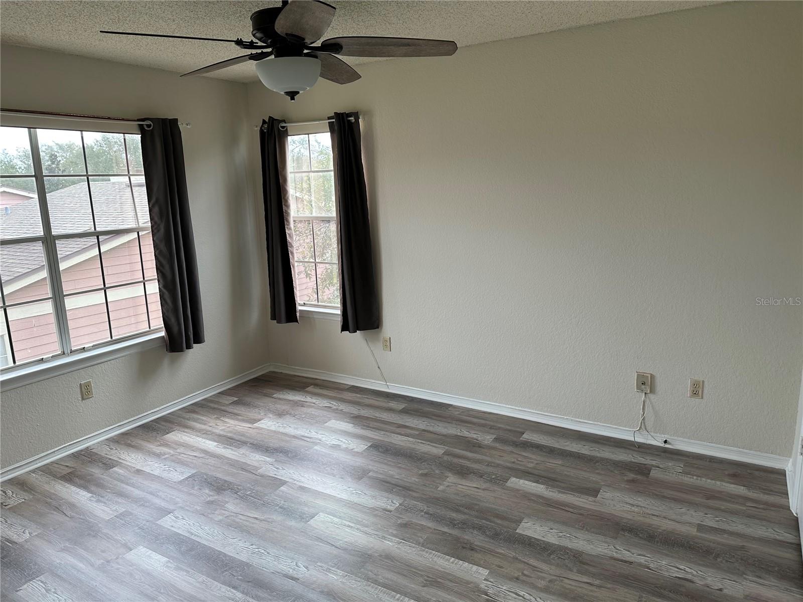 Image 10 of 11 For 2550 Alafaya Trail 3301