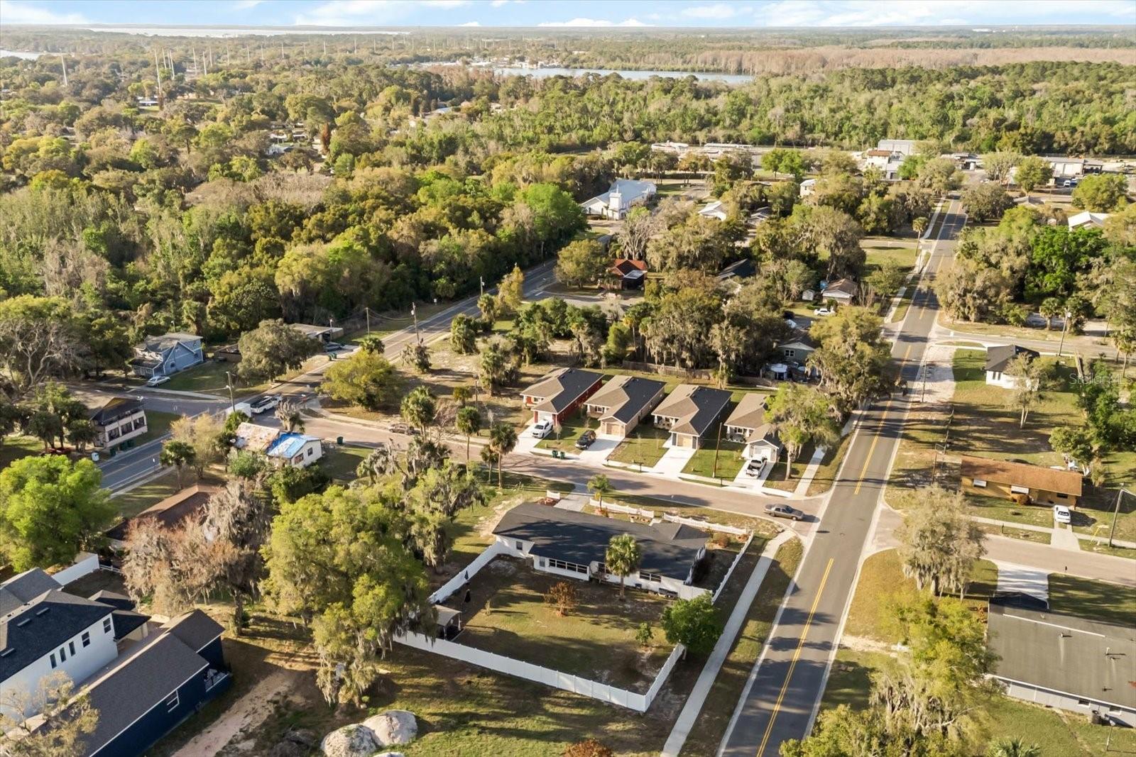 Image 30 of 30 For 820 Clifford Avenue