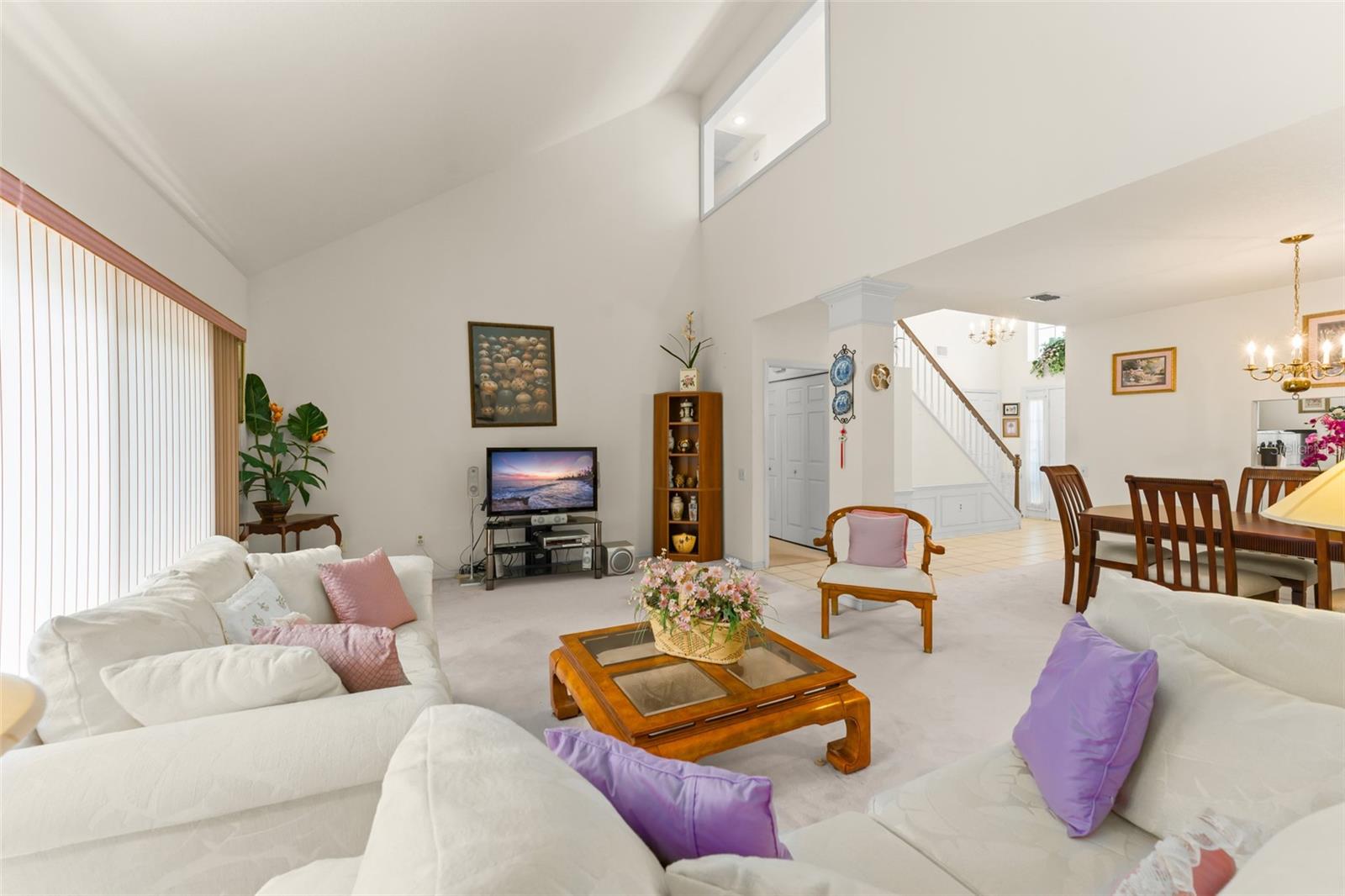 Image 17 of 43 For 925 Beresford Way