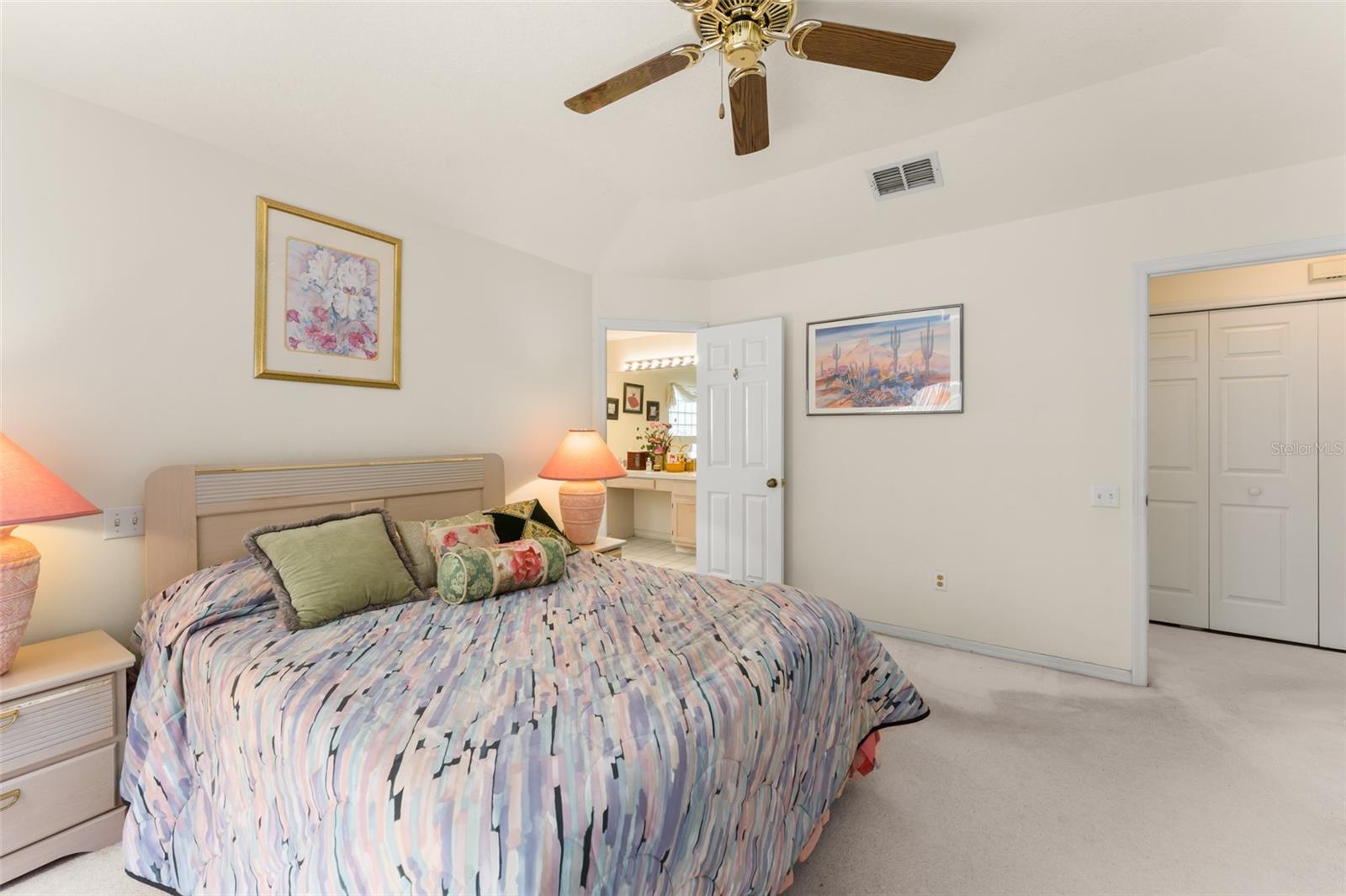 Image 24 of 43 For 925 Beresford Way