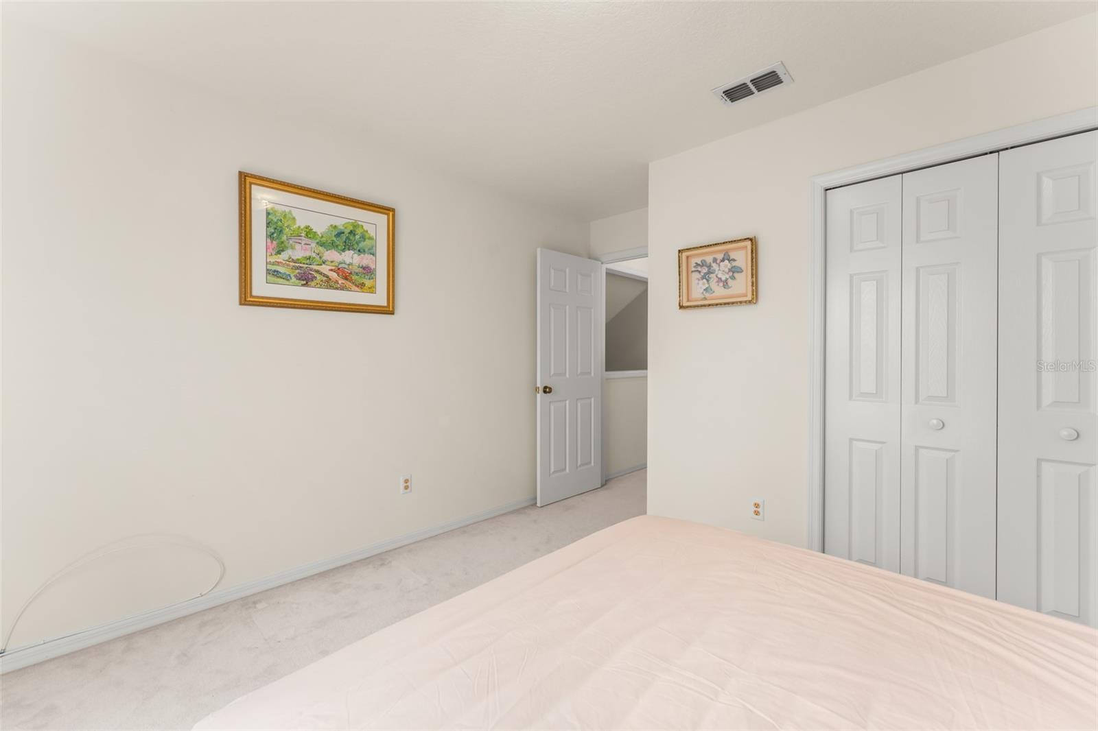 Image 30 of 43 For 925 Beresford Way