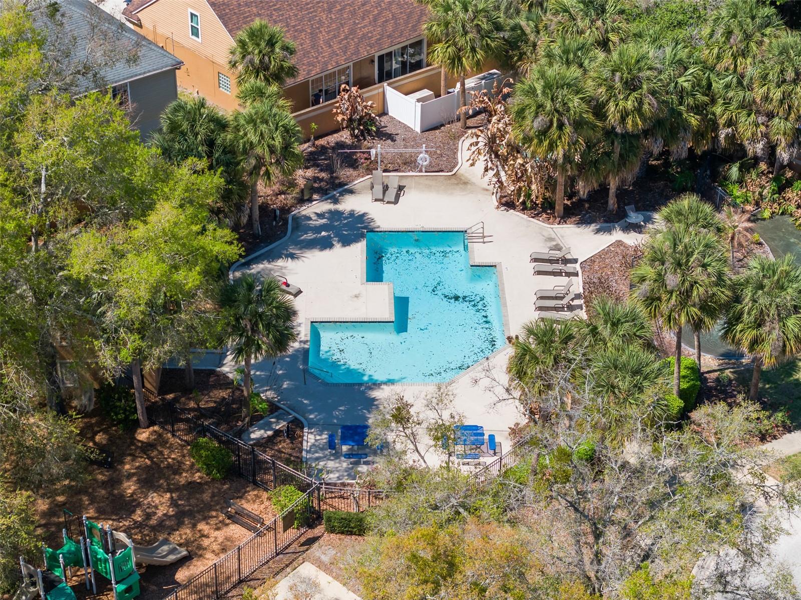 Image 41 of 43 For 925 Beresford Way