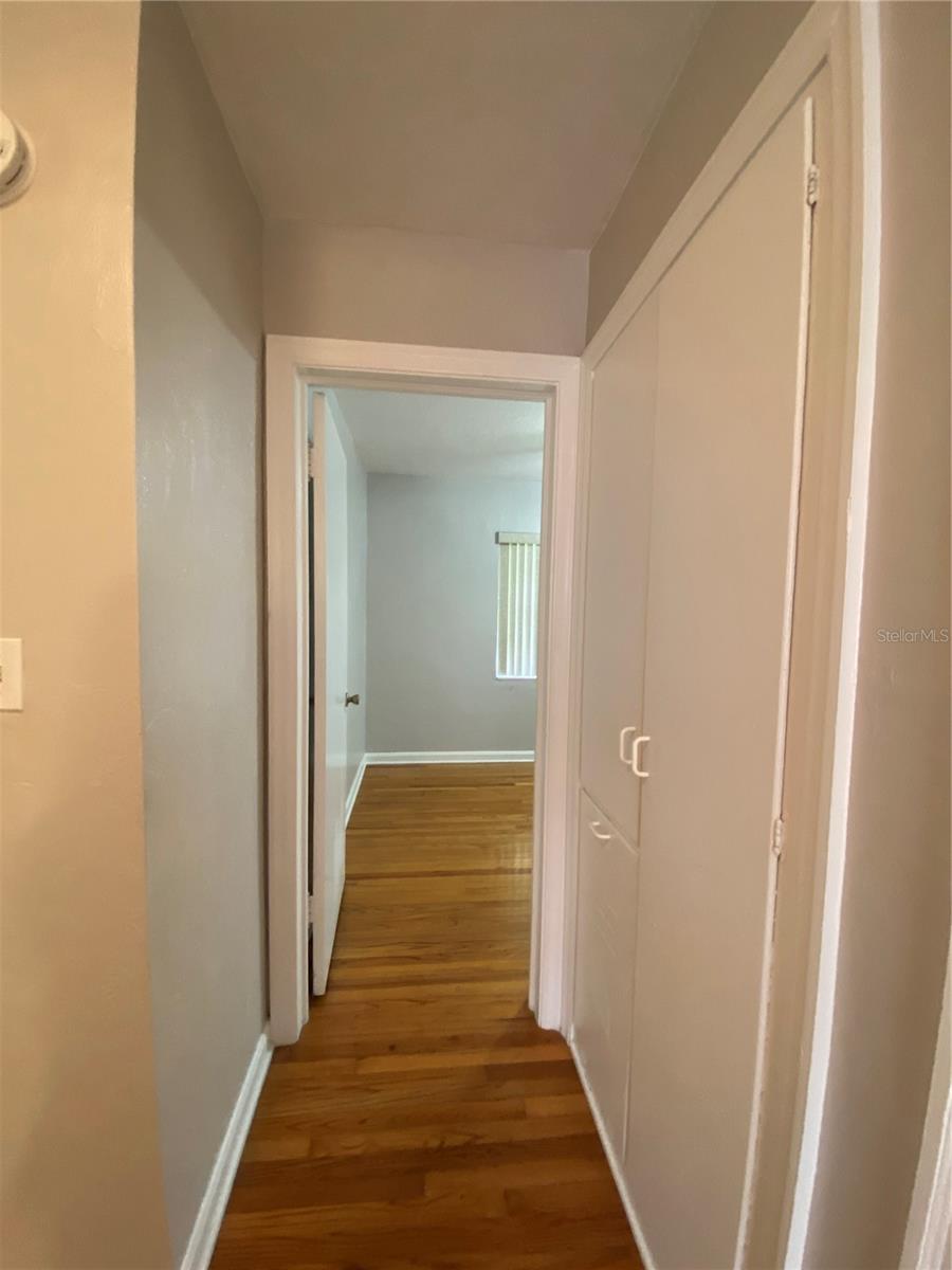 Image 15 of 37 For 1044 Bumby Avenue