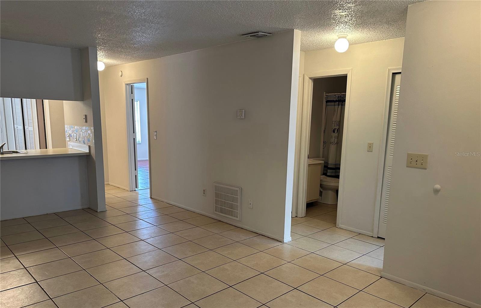 Image 4 of 13 For 1141 Sophie Boulevard