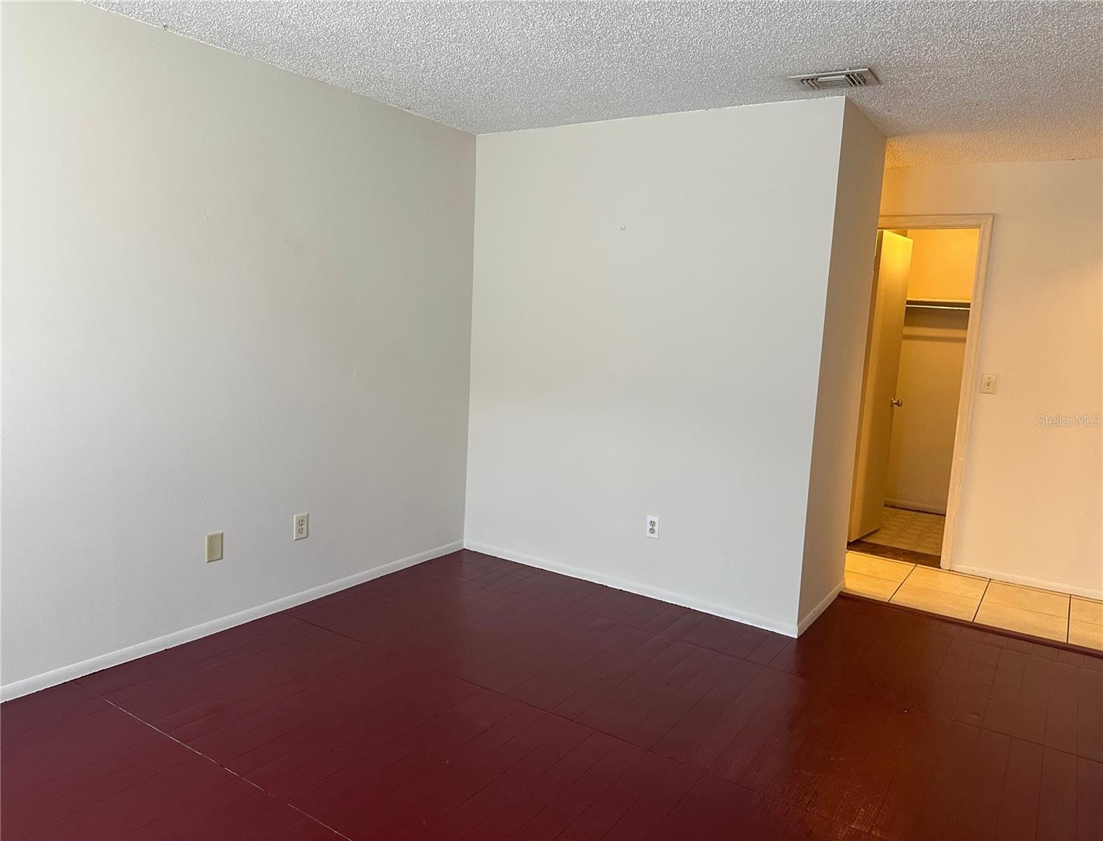 Image 8 of 13 For 1141 Sophie Boulevard