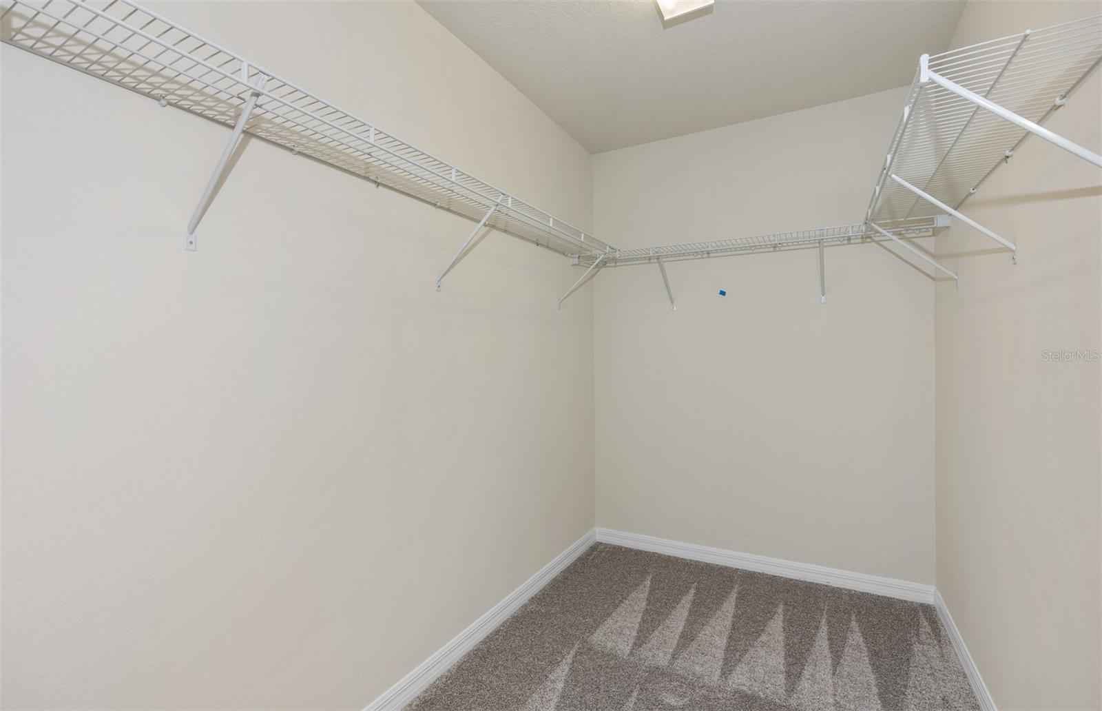 Image 24 of 35 For 10565 Glowing Beacon Street