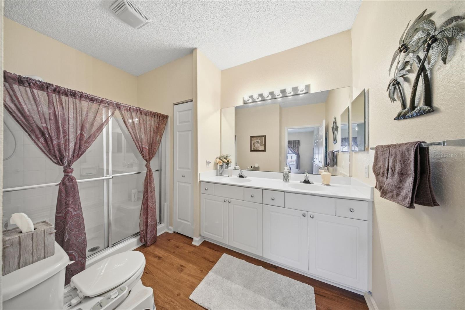 Image 17 of 50 For 2422 White Magnolia Way 2422