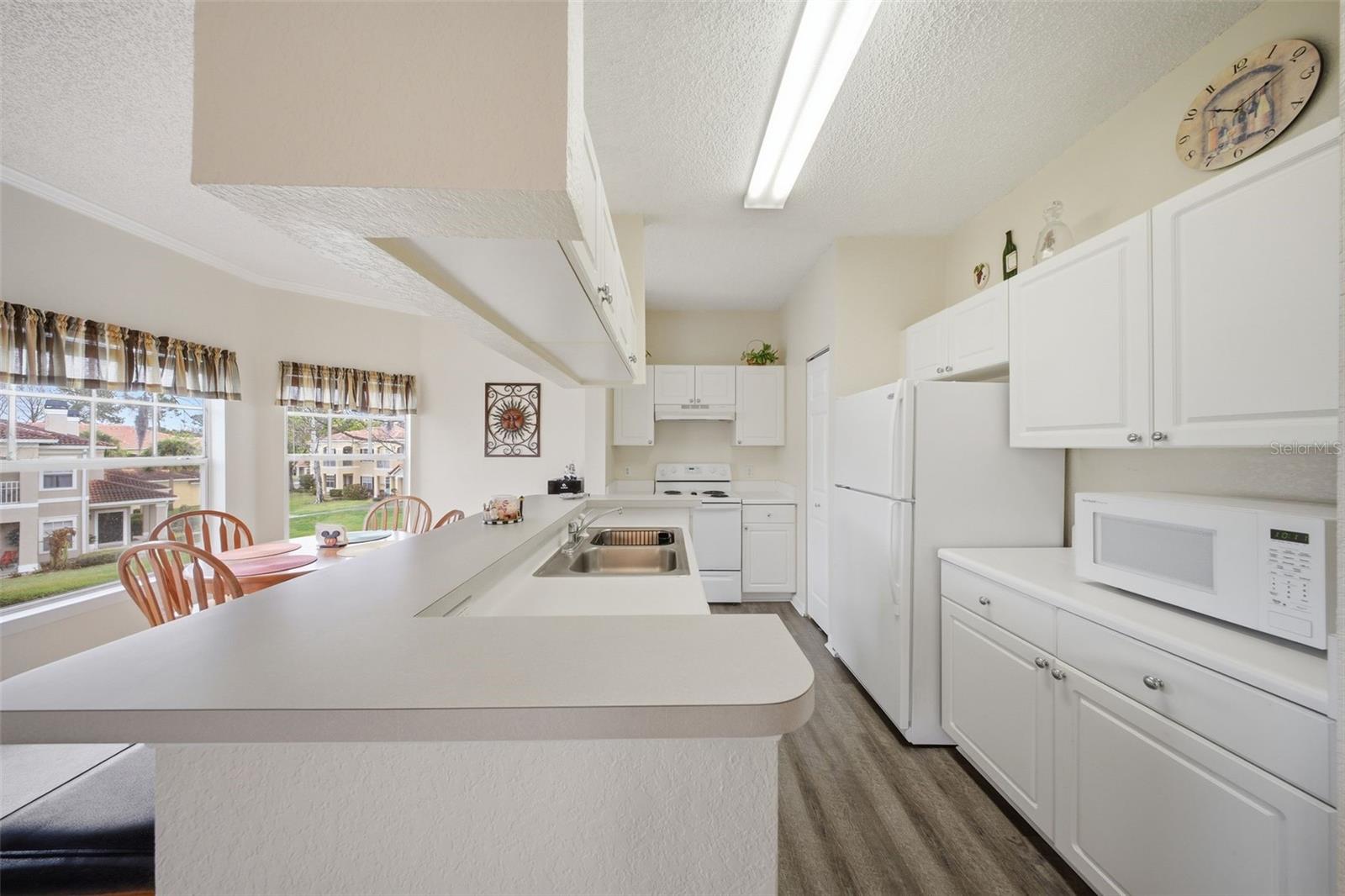 Image 9 of 50 For 2422 White Magnolia Way 2422