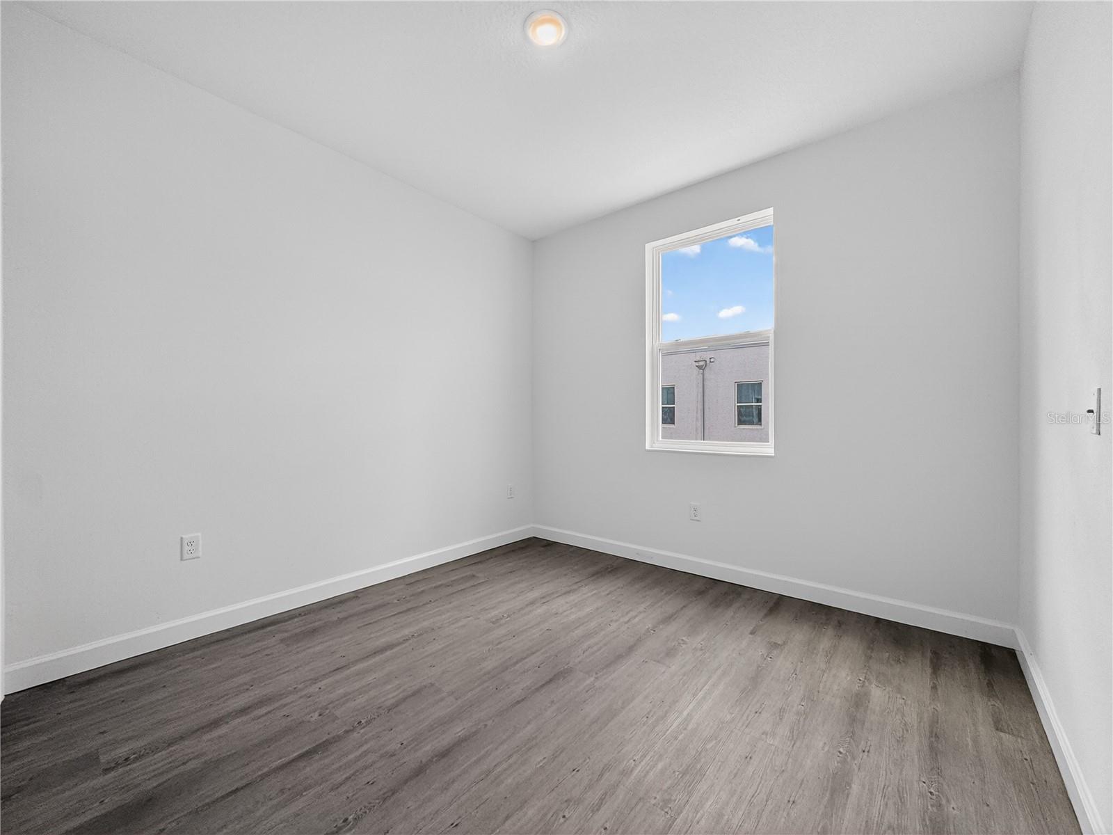 Image 30 of 56 For 367 Famagusta Drive