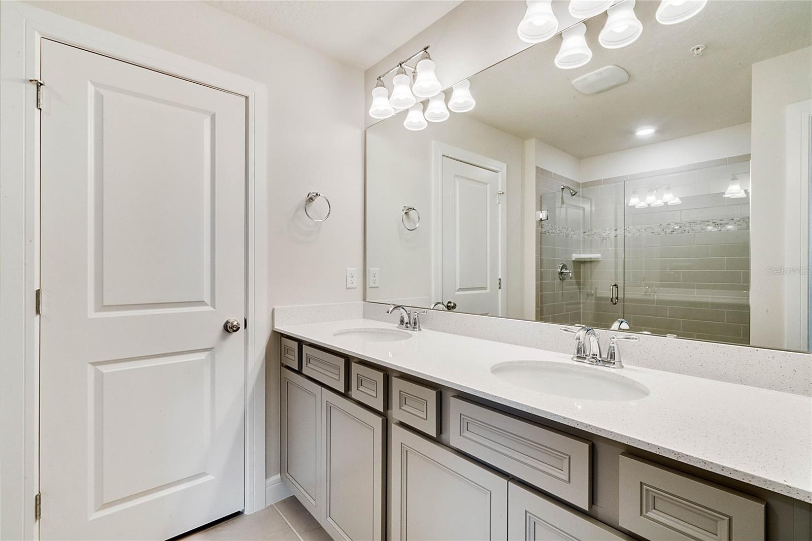 Image 15 of 26 For 14508 Orchid Island Drive