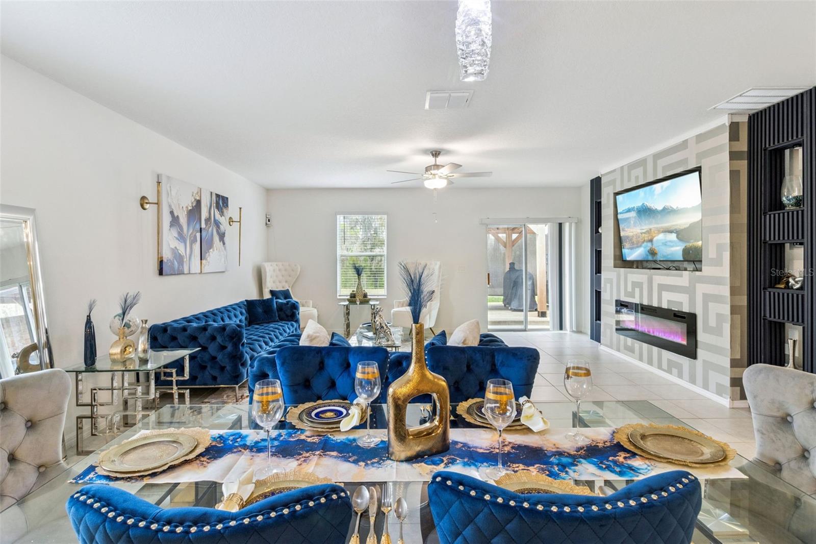 Image 11 of 50 For 1814 Red Loop