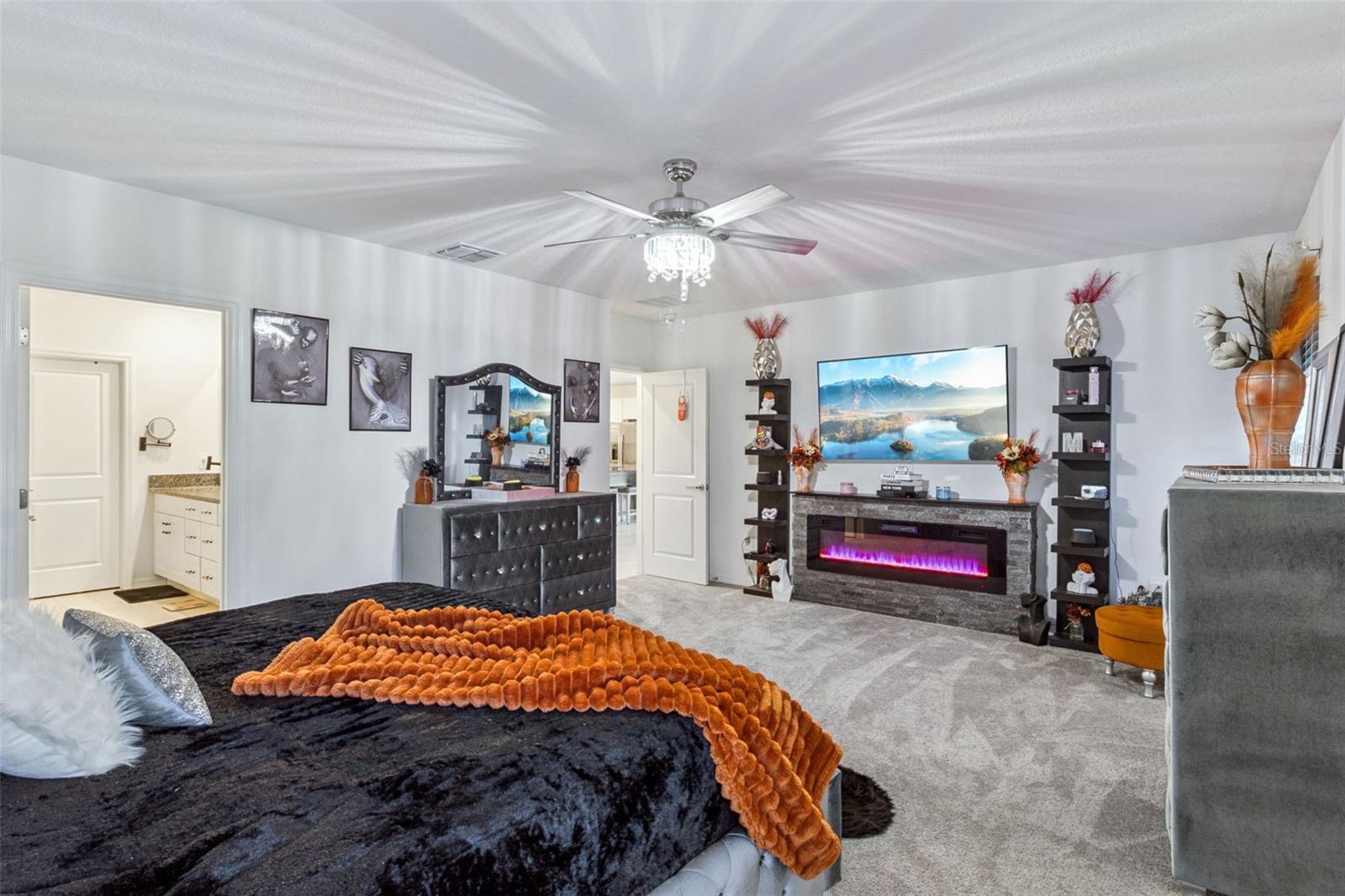 Image 22 of 50 For 1814 Red Loop