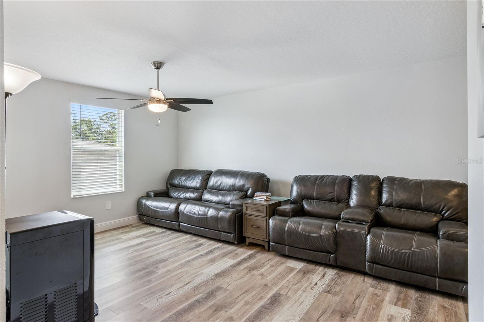 Image 29 of 50 For 1814 Red Loop