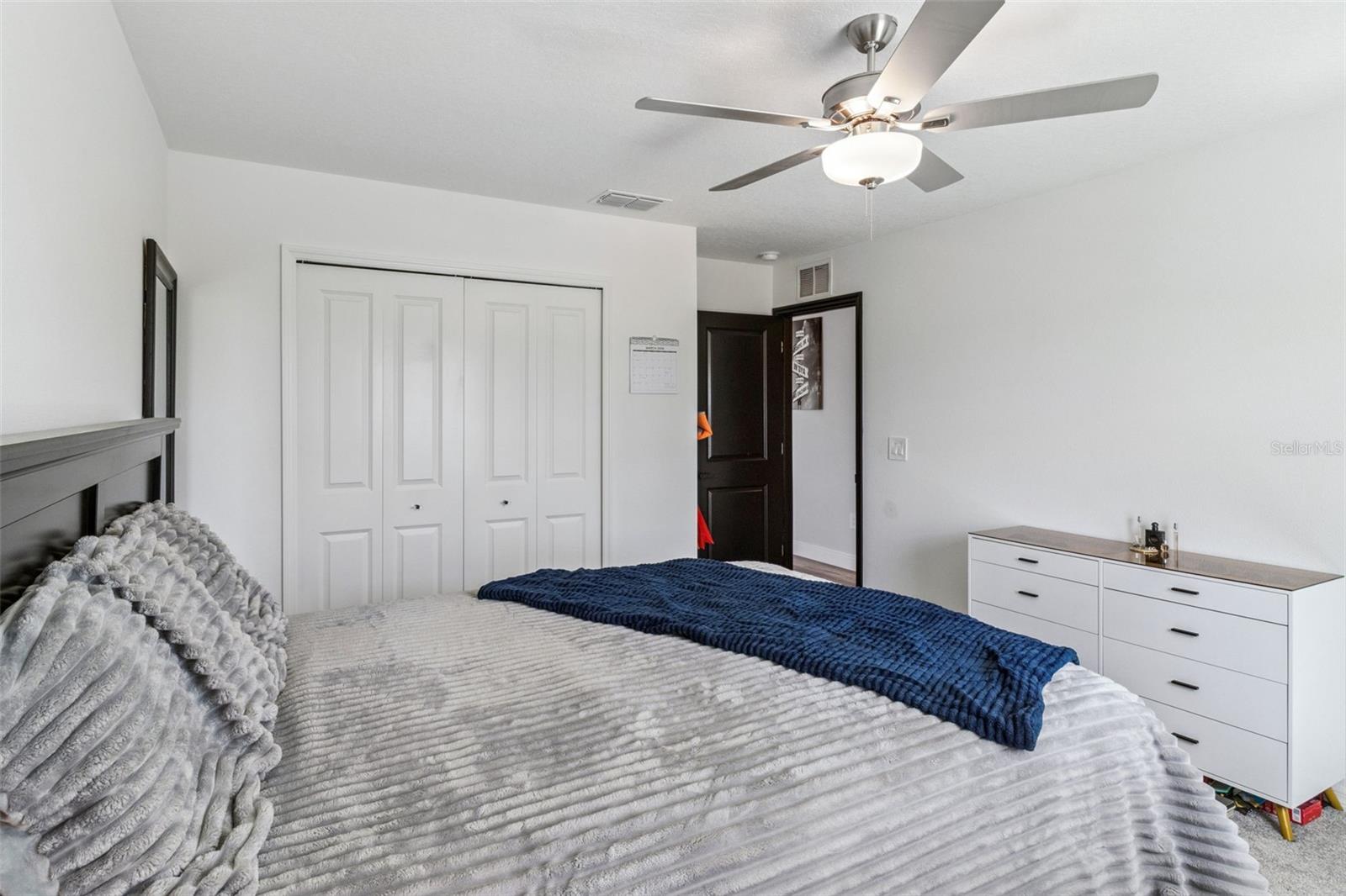 Image 39 of 50 For 1814 Red Loop