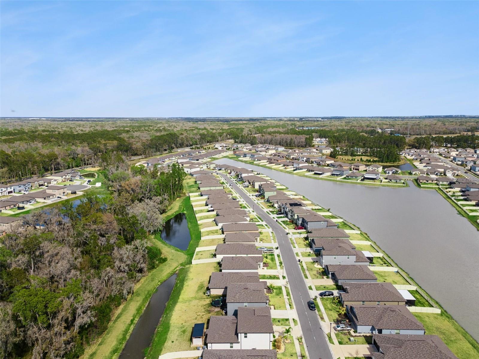 Image 48 of 50 For 1814 Red Loop