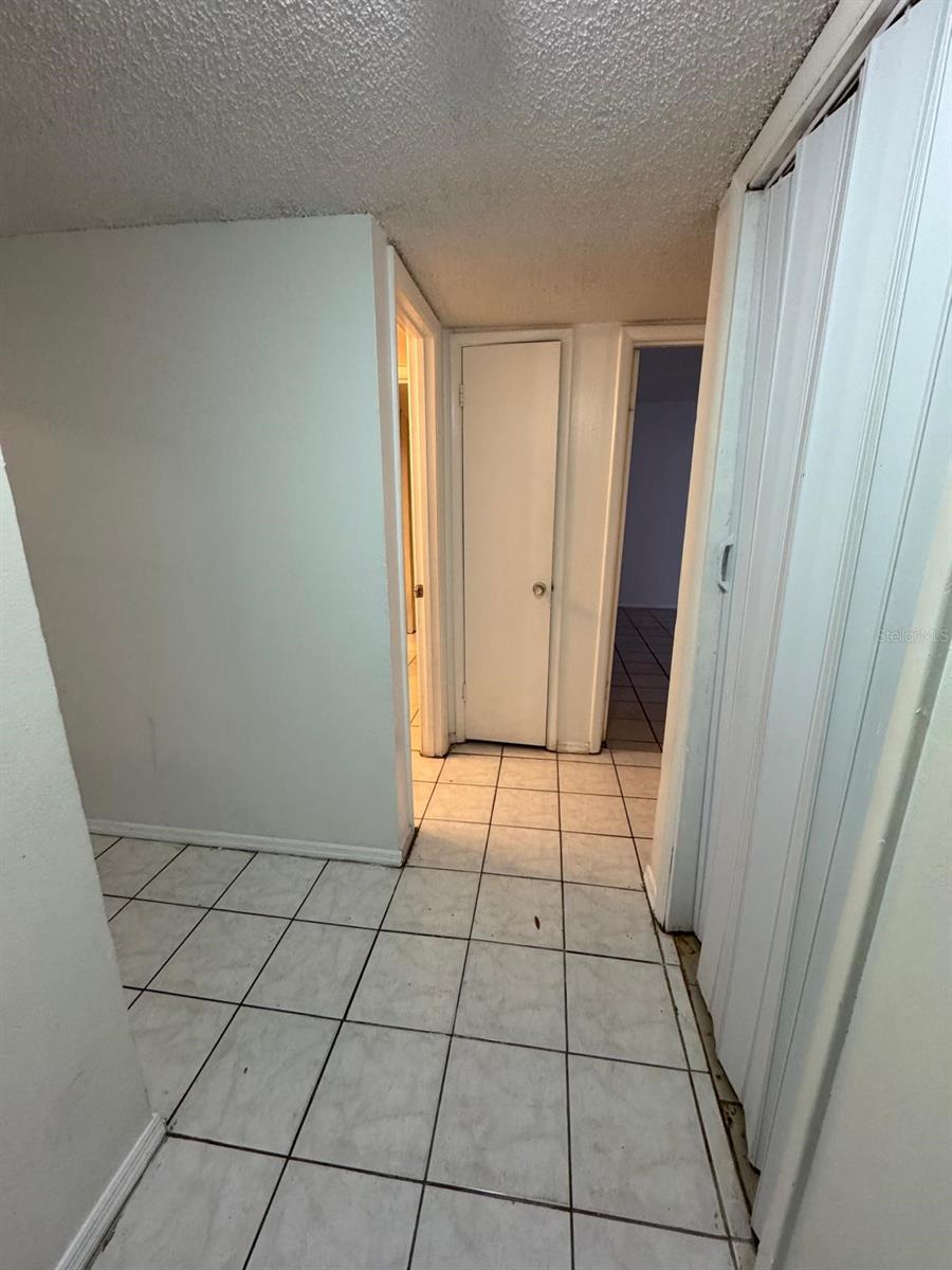 Image 7 of 15 For 1432 Holden Avenue C6