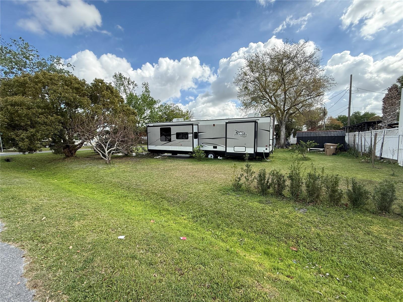 Image 3 of 6 For 15 Tropicana Court