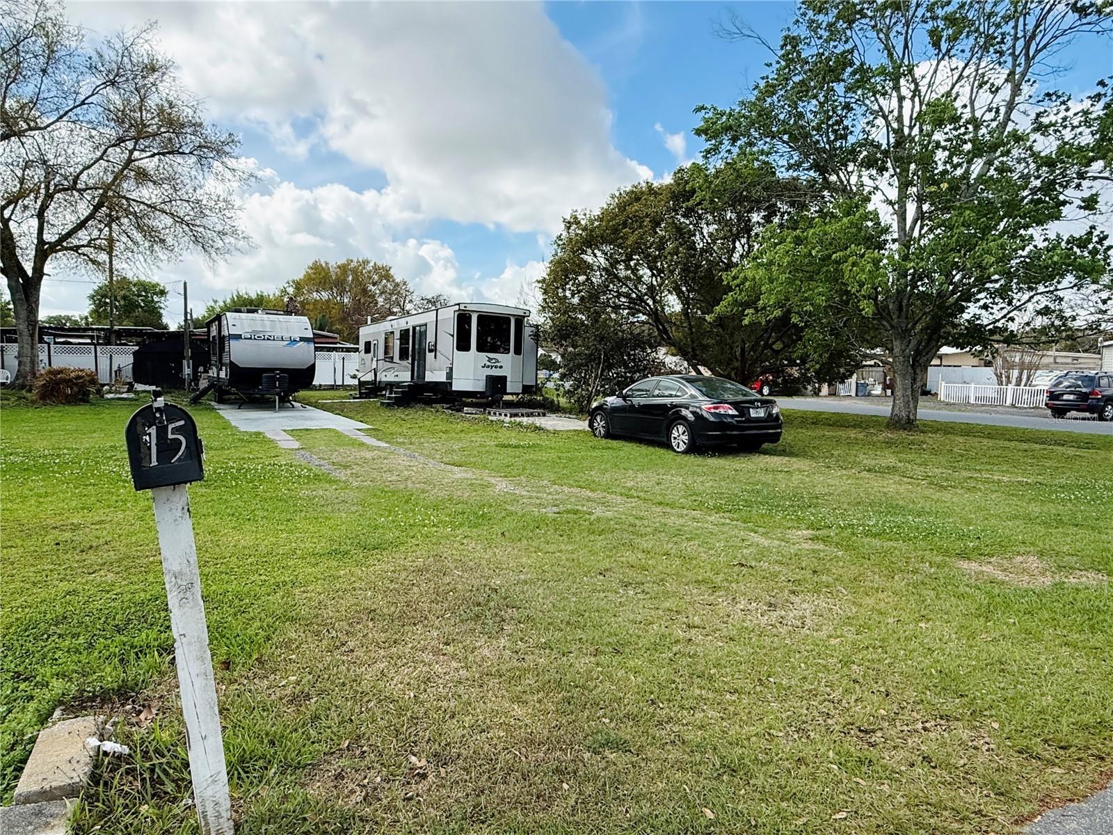 Image 5 of 6 For 15 Tropicana Court