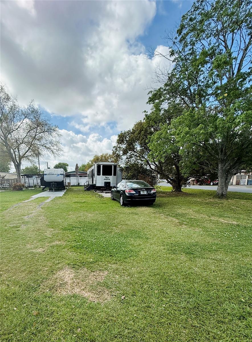 Image 6 of 6 For 15 Tropicana Court