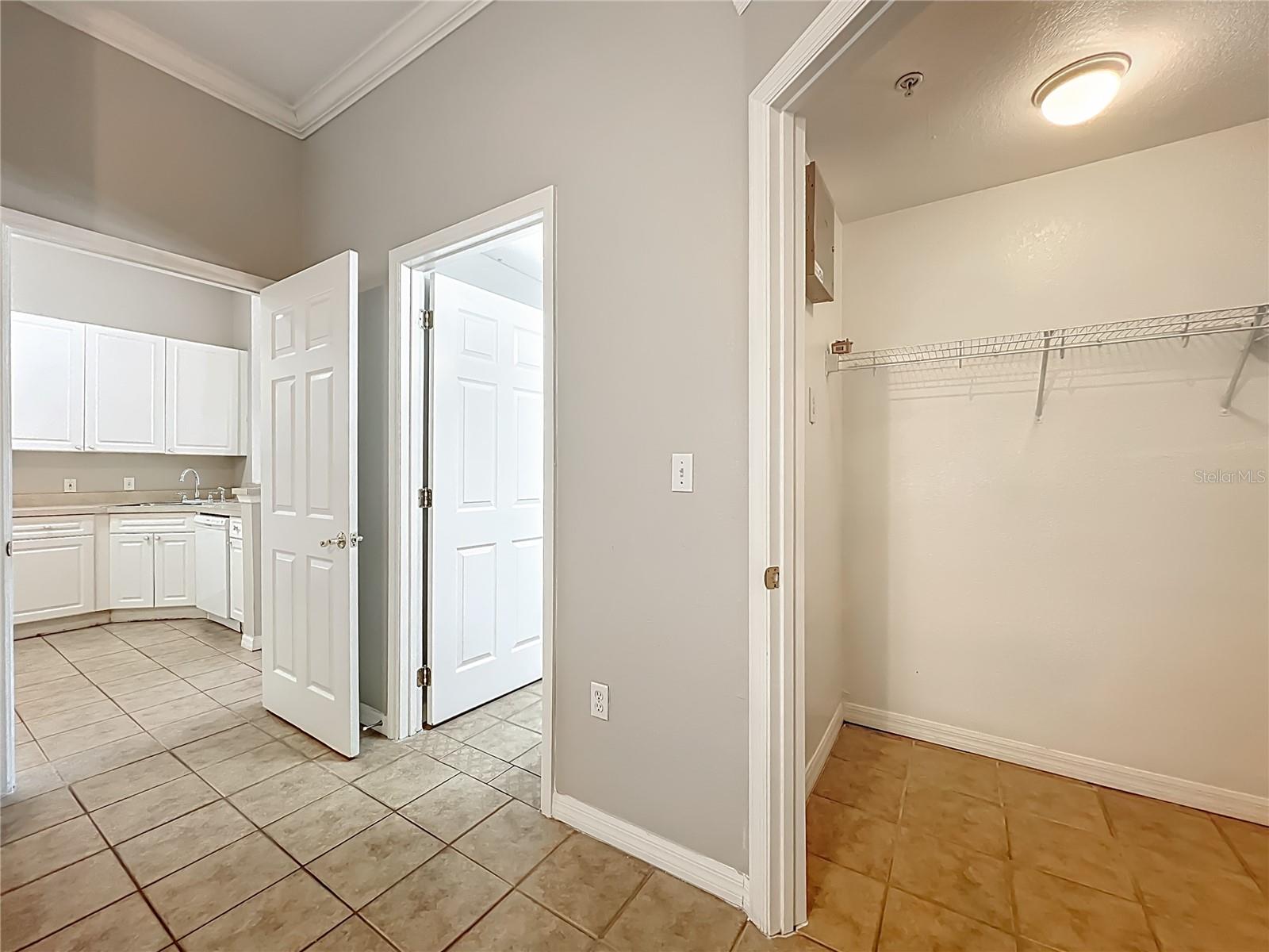 Image 15 of 27 For 145 Reserve Circle 109