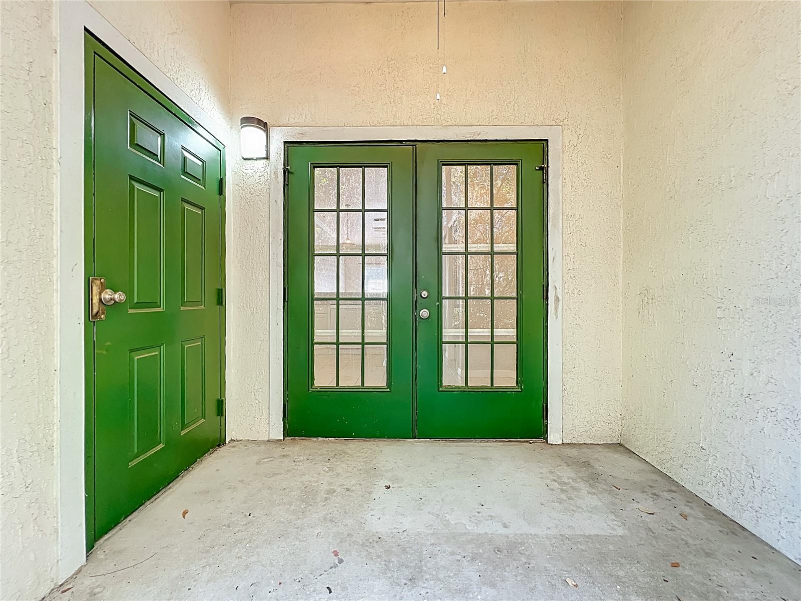 Image 16 of 27 For 145 Reserve Circle 109