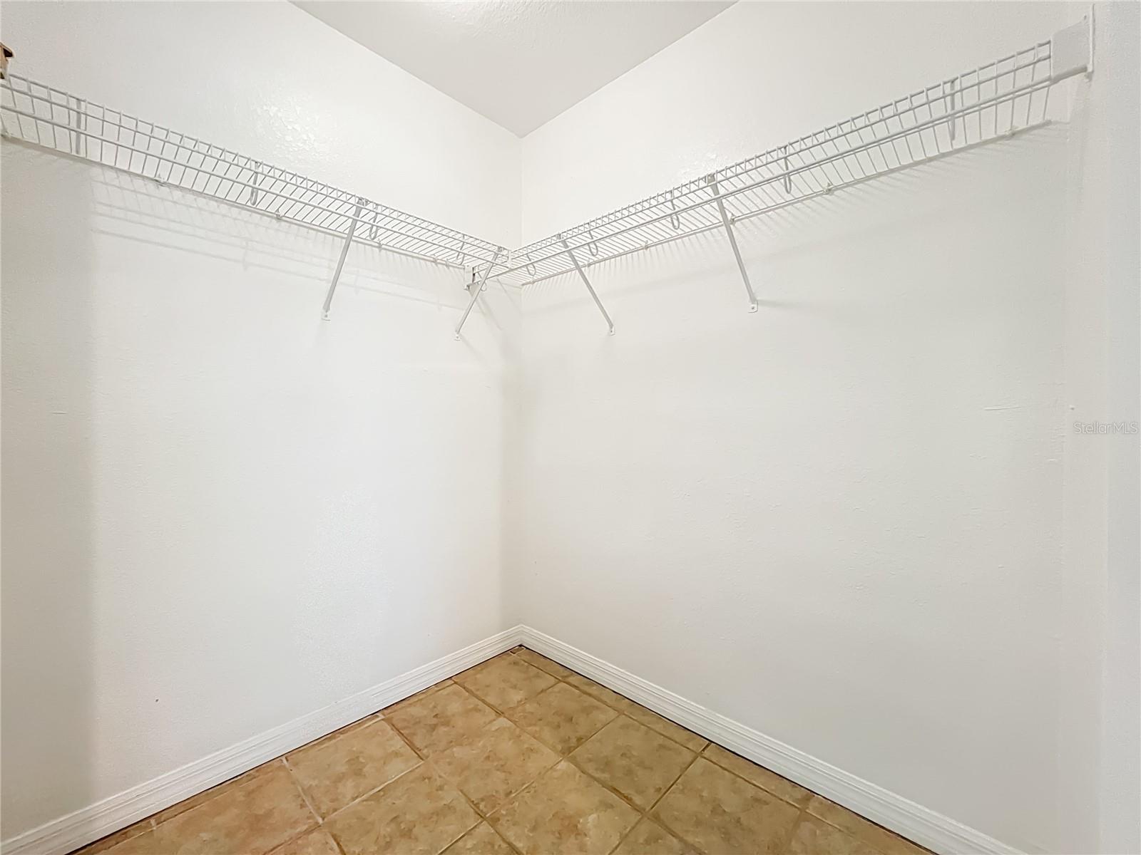 Image 18 of 27 For 145 Reserve Circle 109