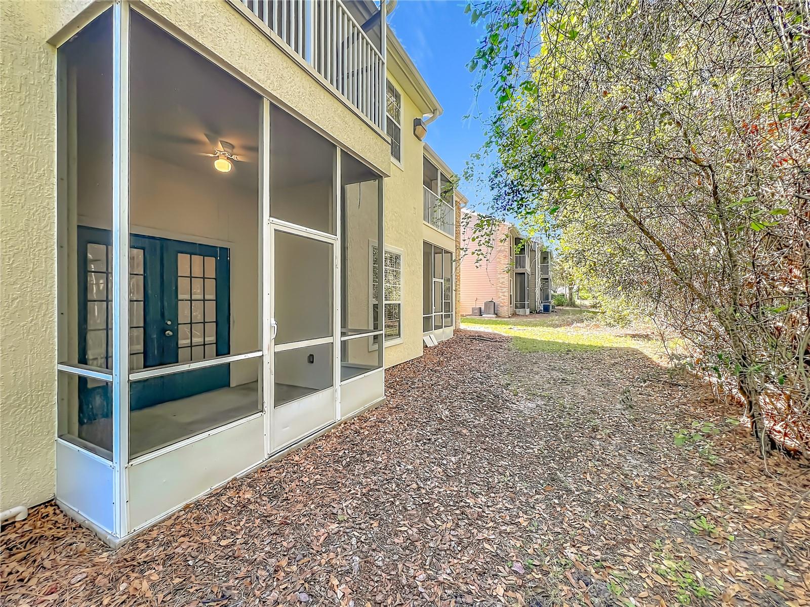 Image 21 of 27 For 145 Reserve Circle 109