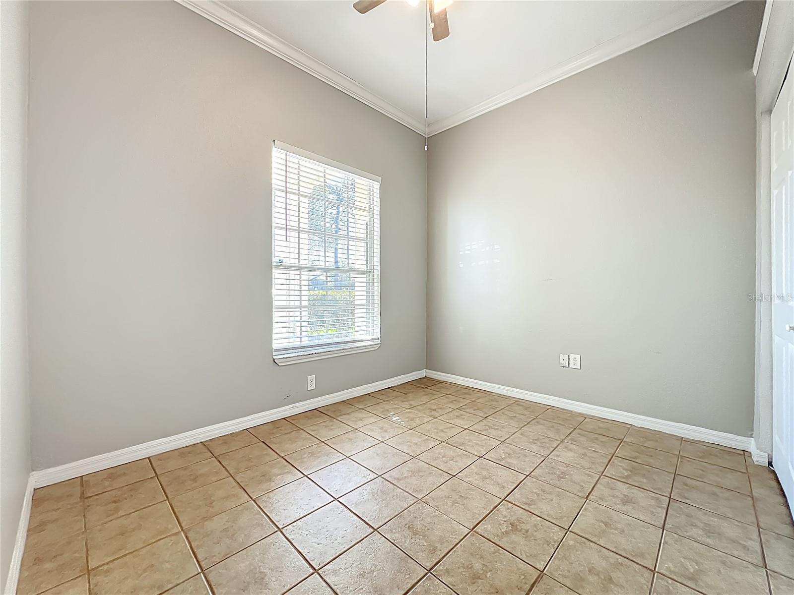 Image 22 of 27 For 145 Reserve Circle 109