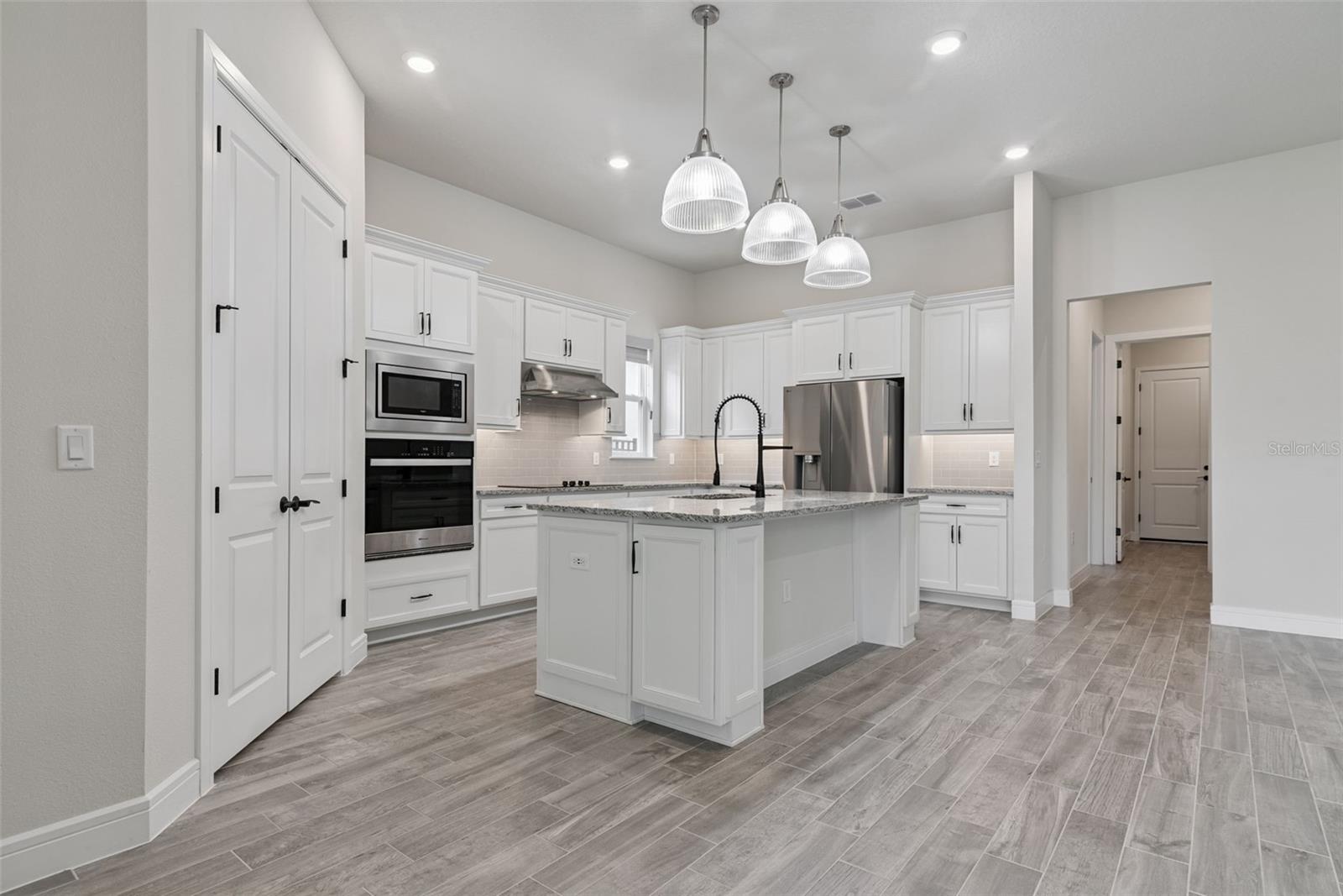 Image 12 of 48 For 2502 Alligator Flag Court