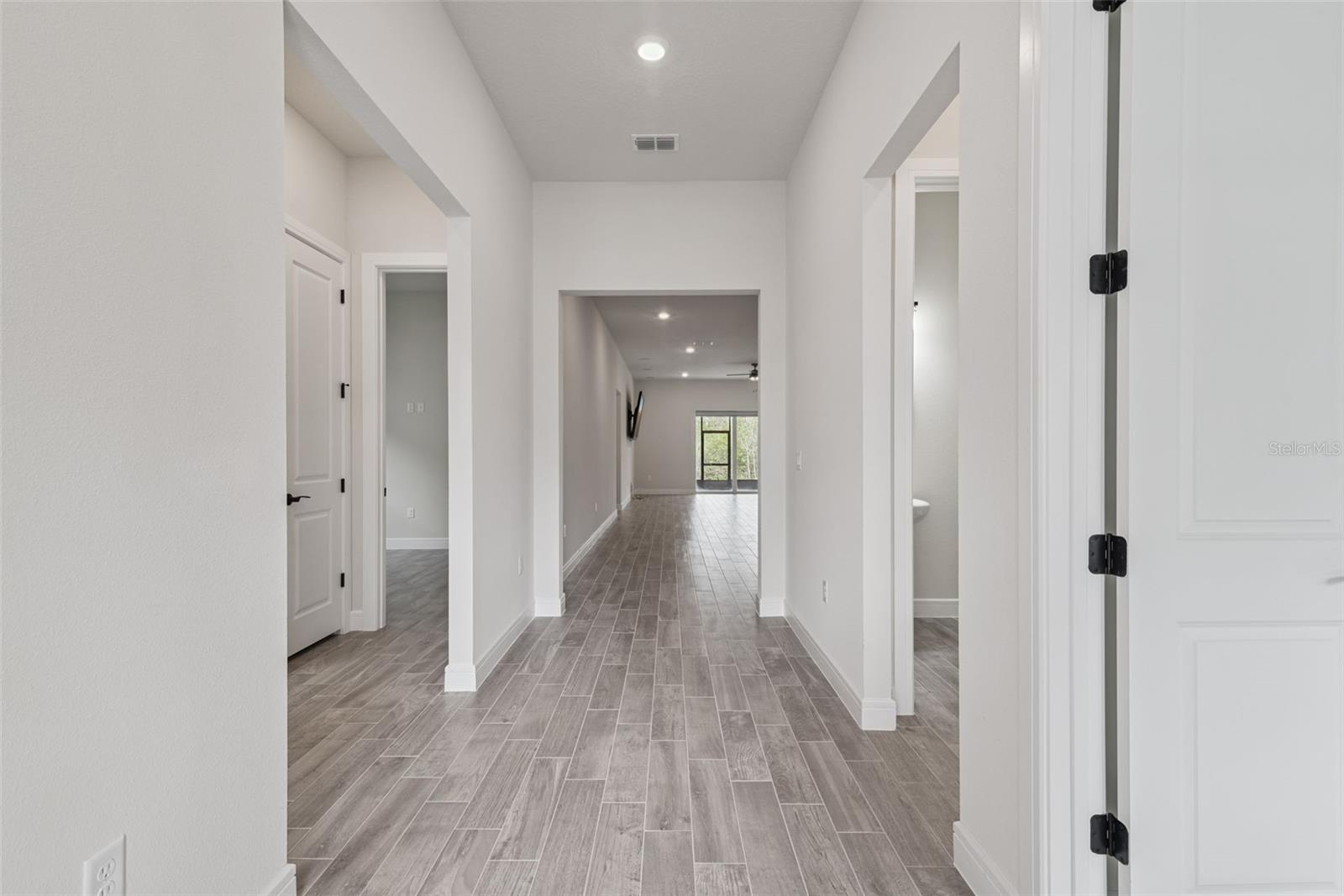 Image 4 of 48 For 2502 Alligator Flag Court