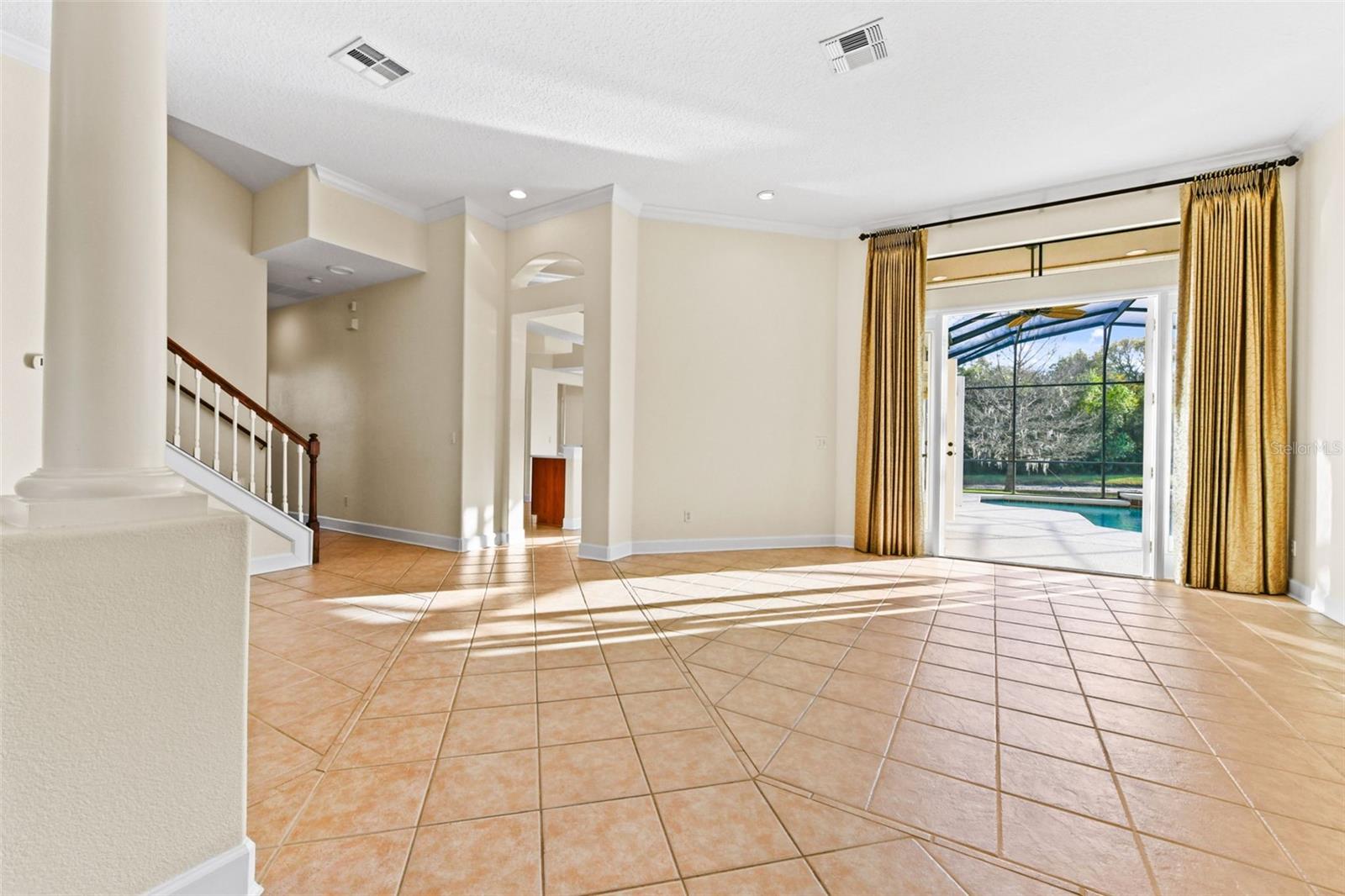 Image 12 of 98 For 2380 Foliage Oak Terrace