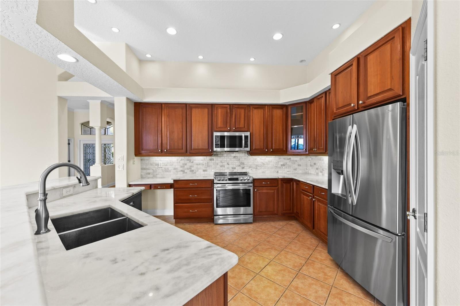 Image 21 of 98 For 2380 Foliage Oak Terrace