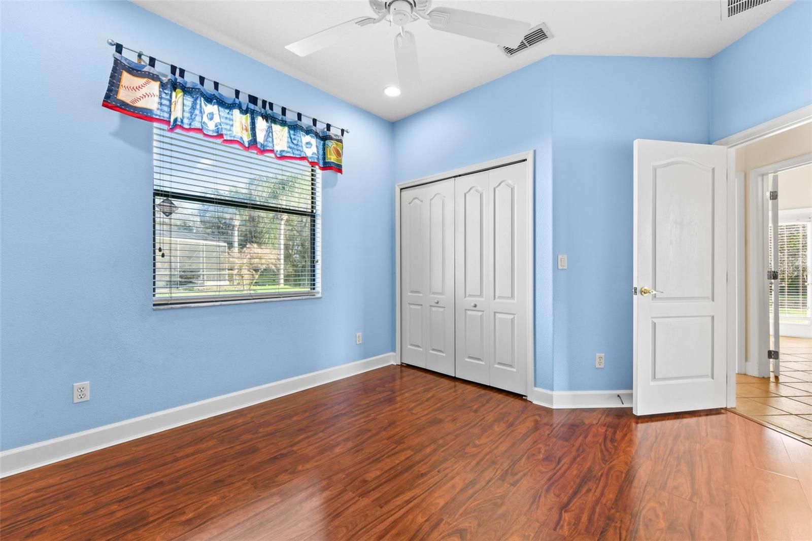 Image 44 of 98 For 2380 Foliage Oak Terrace