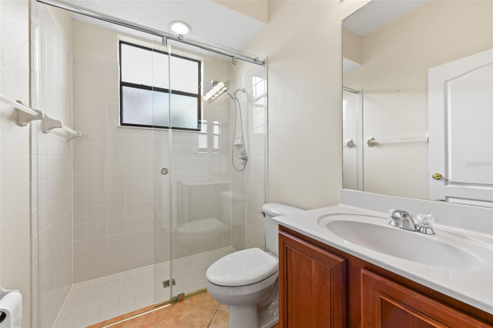 Image 50 of 98 For 2380 Foliage Oak Terrace