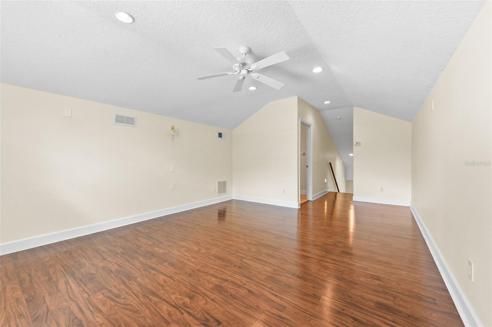 Image 55 of 98 For 2380 Foliage Oak Terrace