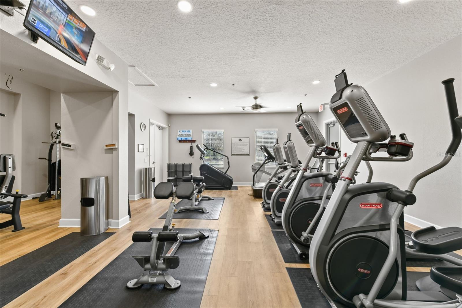 Image 79 of 98 For 2380 Foliage Oak Terrace