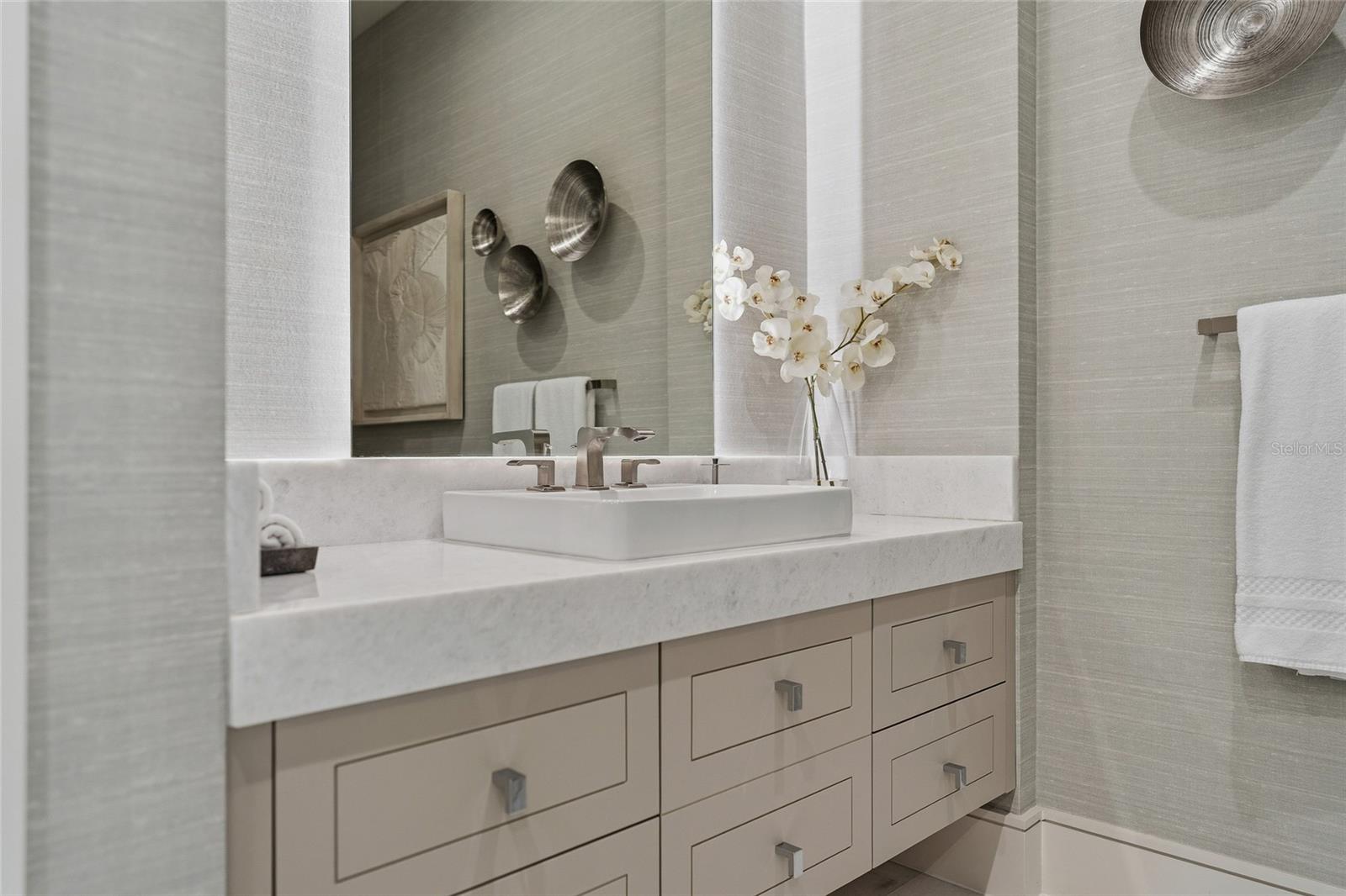 Image 19 of 34 For 4144 Grande Brick Loop 30