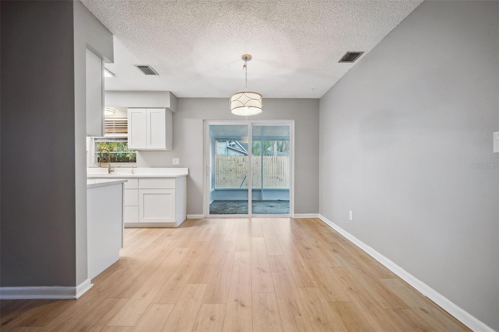 Image 8 of 20 For 1509 Donnelly Street